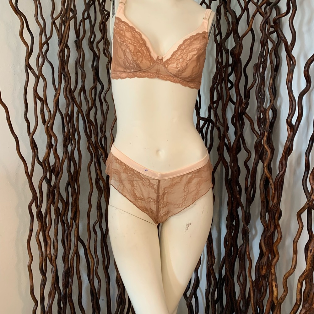 New Amoralia London Maternity Lace and Satin Bra